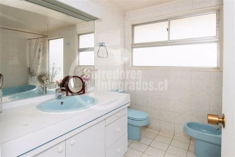 Venta Casa en Reñaca, 2D, 2B, buena orientación gran terreno