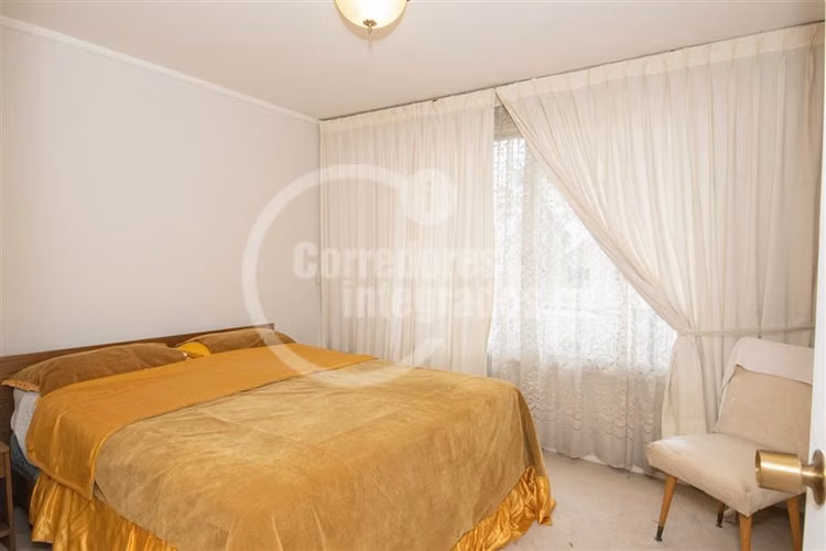 Venta Casa en Reñaca, 2D, 2B, buena orientación gran terreno