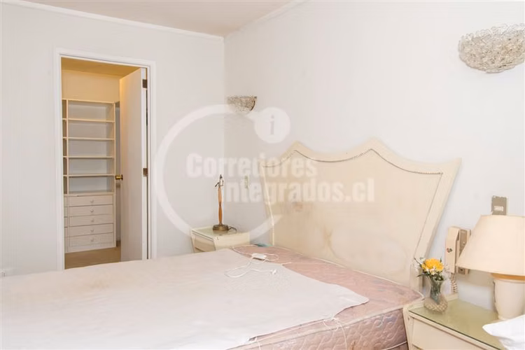 Venta Casa en Reñaca, 2D, 2B, buena orientación gran terreno
