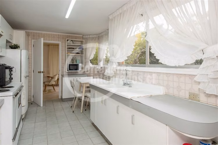 Venta Casa en Reñaca, 2D, 2B, buena orientación gran terreno