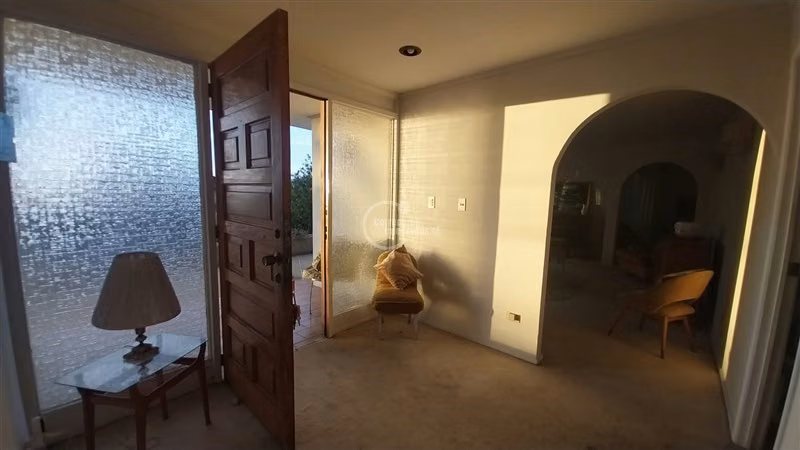 Venta Casa en Reñaca, 2D, 2B, buena orientación gran terreno