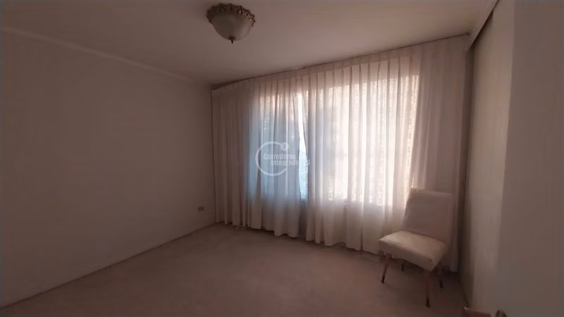Venta Casa en Reñaca, 2D, 2B, buena orientación gran terreno