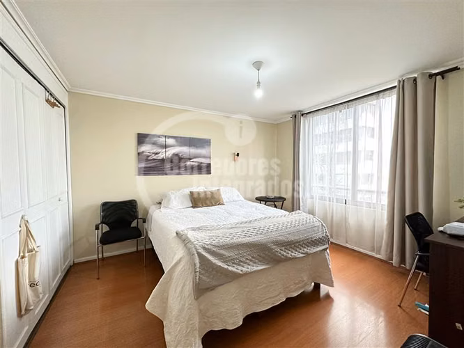 Departamento en venta de 4 dorm. en Vitacura