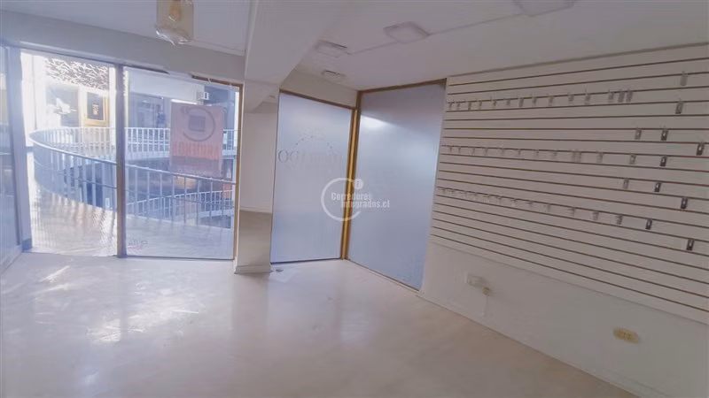 Local Comercial en venta en Vitacura