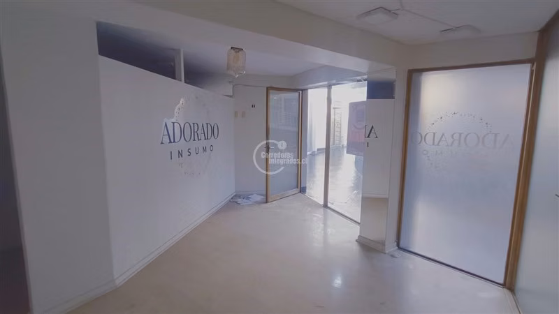 Local Comercial en venta en Vitacura