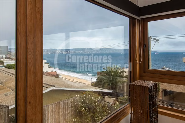 Venta Casa Viña del Mar, Reñaca, primera vista al mar.