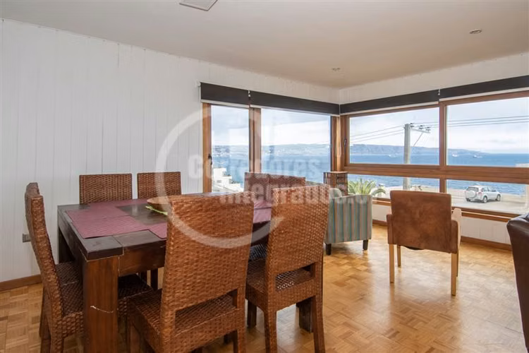 Venta Casa Viña del Mar, Reñaca, primera vista al mar.