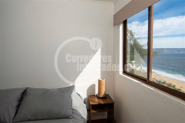 Venta Casa Viña del Mar, Reñaca, primera vista al mar.
