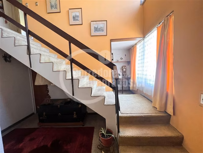 Casa en venta de 4 dorm. en Las Condes