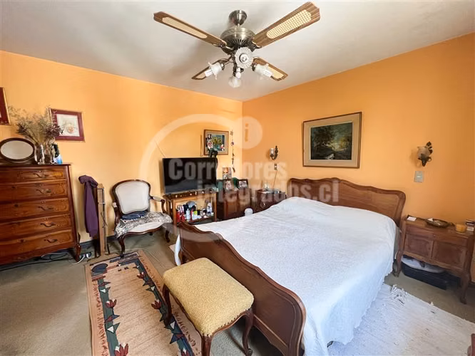 Casa en venta de 4 dorm. en Las Condes