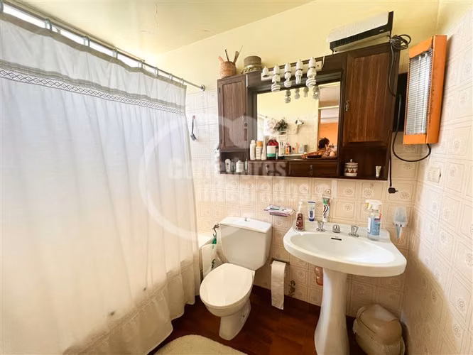 Casa en venta de 4 dorm. en Las Condes