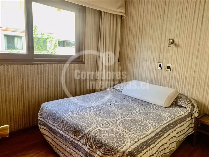 Casa en venta de 7 dorm., Club de Polo en Vitacura