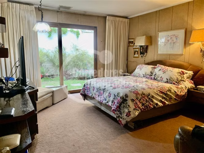 Casa en venta de 7 dorm., Club de Polo en Vitacura