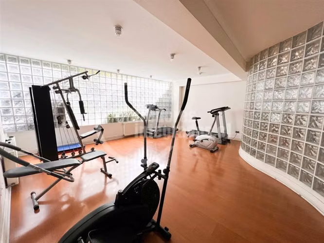 Departamento en venta de 3 dorm. en Las Condes