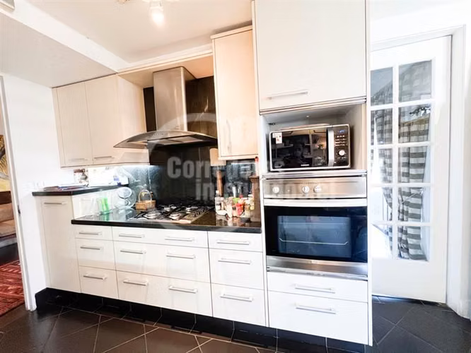Departamento en venta de 3 dorm. en Las Condes