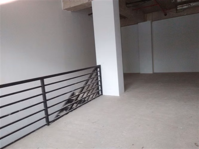 Local Comercial en venta en Vitacura - Imagen 2