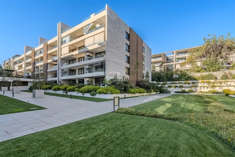 Departamento en venta 2D/2B/2E 180m2 Av La Dehesa