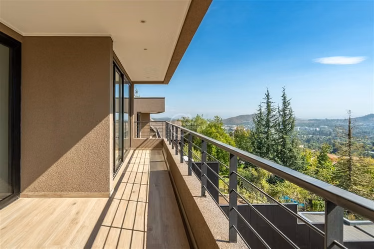 Casa en arriendo en Lo Barnechea