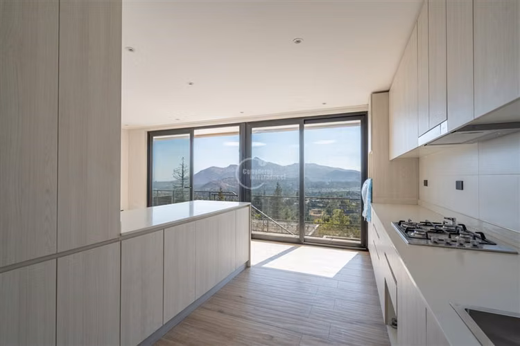 Casa en arriendo en Lo Barnechea