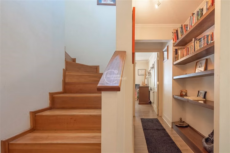 Casa en venta de 5 dorm. en Colina