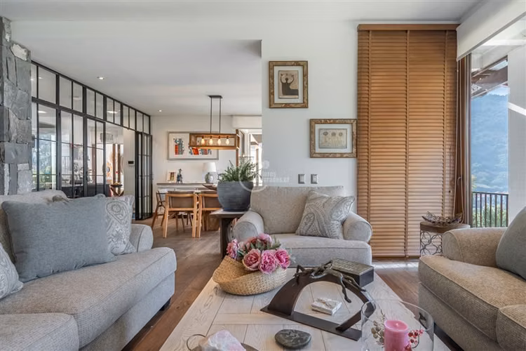Casa en venta de 4 dorm. en Lo Barnechea - Imagen 8