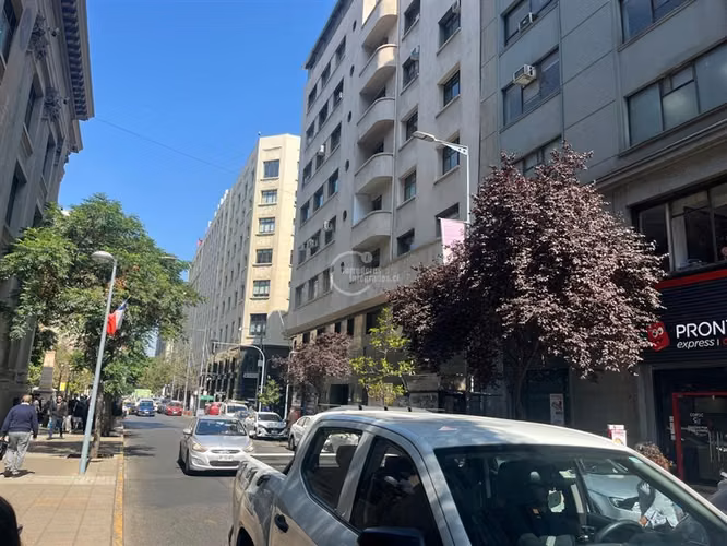 Oficina en arriendo frente al Banco Central Santiago - Imagen 18
