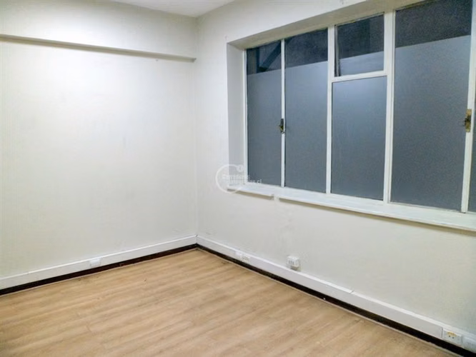 Oficina en arriendo frente al Banco Central Santiago - Imagen 11