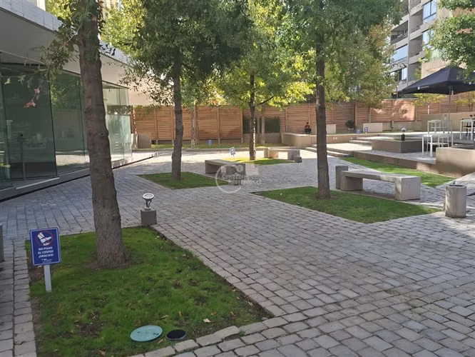 Local Comercial en arriendo en Lo Barnechea