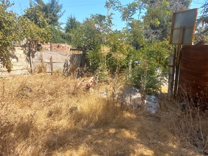 Sitio en venta en La Reina