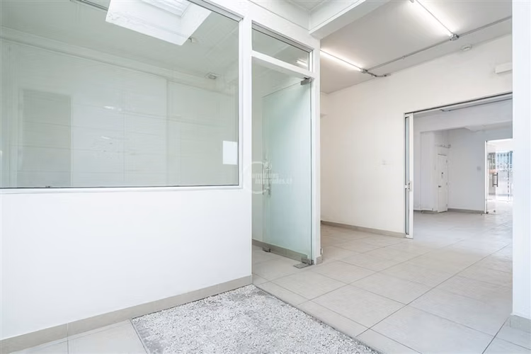Local Comercial en arriendo en Lo Barnechea