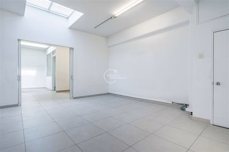 Local Comercial en arriendo en Lo Barnechea