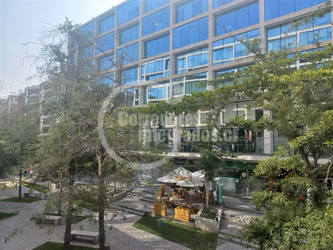 Local Comercial en venta en Lo Barnechea