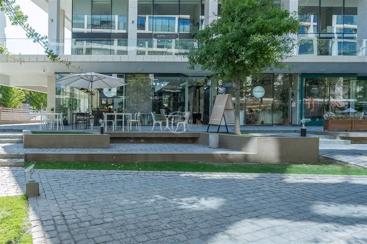 Local Comercial en venta en Lo Barnechea