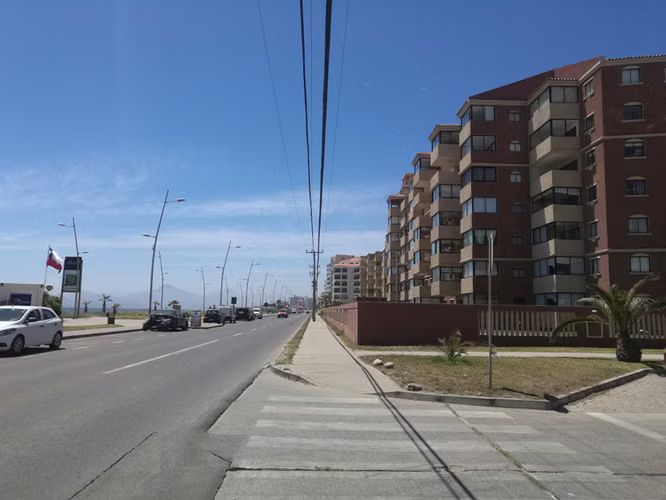 Arriendo hasta Diciembre 2D 2B “Piedra Blanca” Av. del Mar La Serena