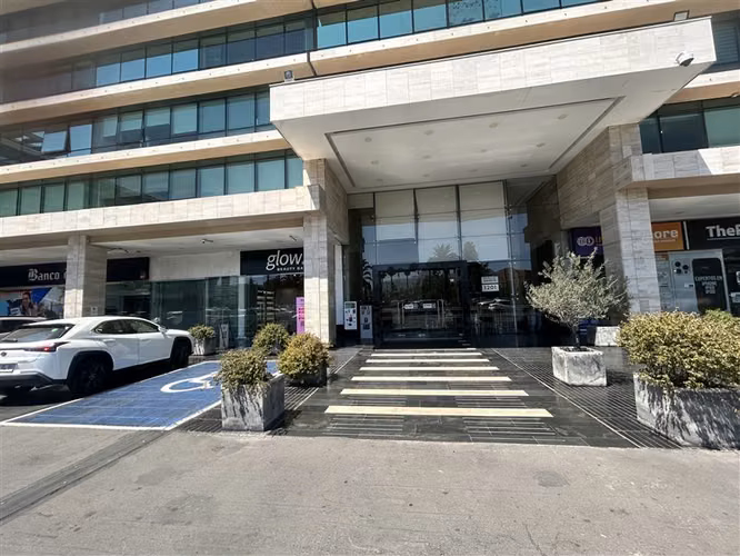 Centro dental en arriendo en Lo Barnechea
