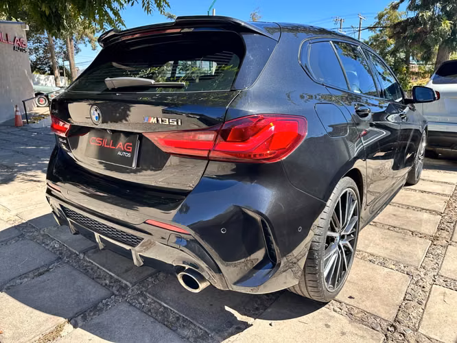 BMW M135I XDRIVE 2.0 TWIN TURBO AWD  2023