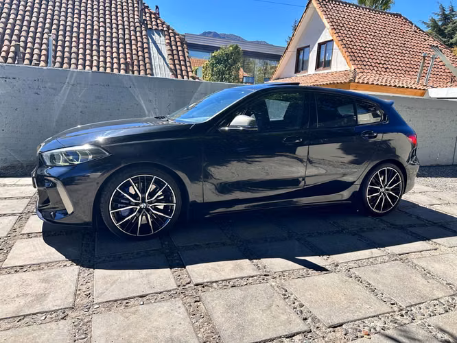 BMW M135I XDRIVE 2.0 TWIN TURBO AWD  2023