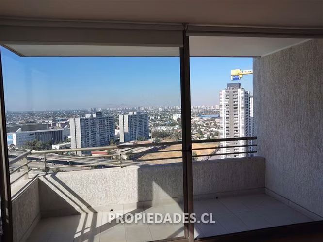 Departamento con estacionamiento y bodega en venta en Macul - Imagen 2