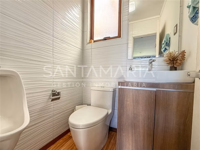 Casa en venta de 4 dorm. en Concepción