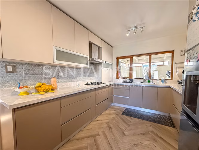 Casa en venta de 4 dorm. en Concepción