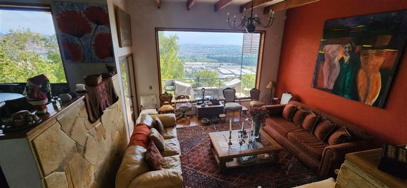 Casa en venta de 7 dorm. en Huechuraba