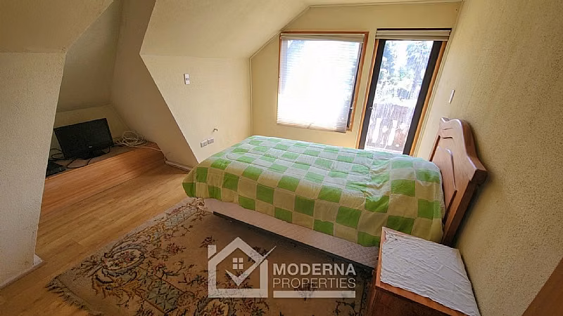 Casa en venta de 6 dorm. en La Cruz