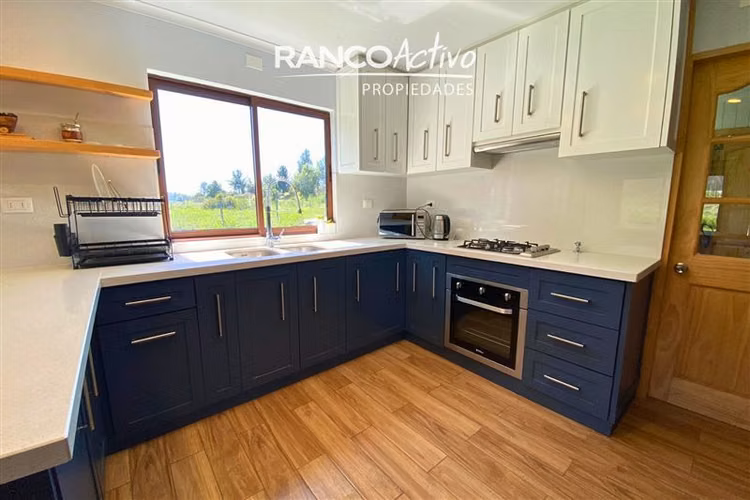 Casa 4D/3B en parcela 5.000 m2 con piscina en Quillon