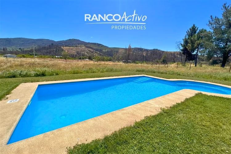 Casa 4D/3B en parcela 5.000 m2 con piscina en Quillon
