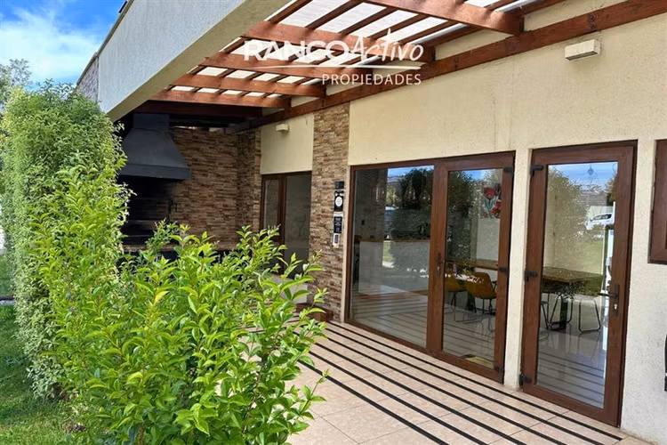 Depto en Venta de 3 dorm. 2 baños en Valdivia Parque Krahmer