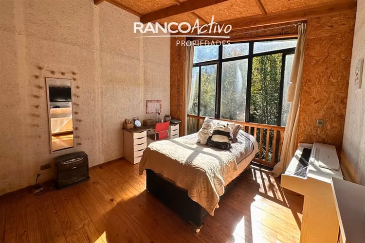 Preciosa Casa Rústica 4D, 3B en Parcela a 10 Min de Valdivia