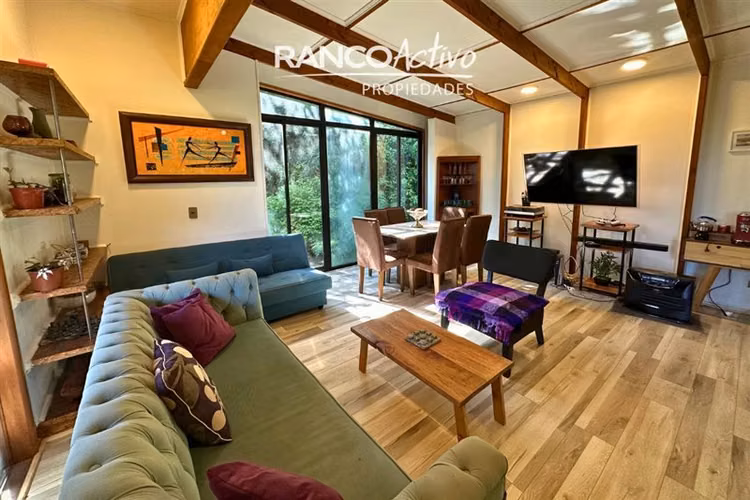 Preciosa Casa Rústica 4D, 3B en Parcela a 10 Min de Valdivia