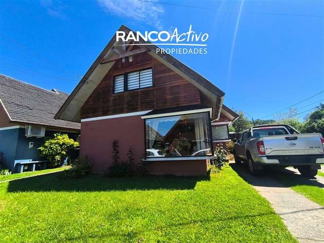 Se vende hermosa casa 4D/2B, Isla Teja, Valdivia. - Imagen 3