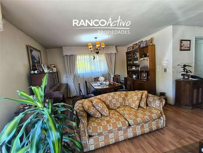 Se vende hermosa casa 4D/2B, Isla Teja, Valdivia. - Imagen 8
