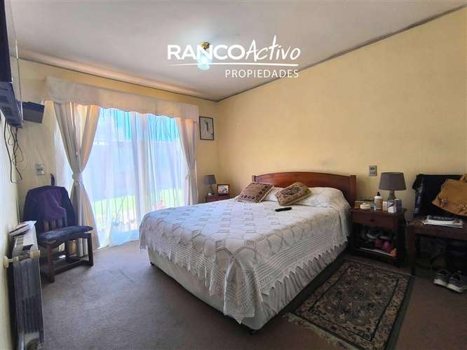 Se vende hermosa casa 4D/2B, Isla Teja, Valdivia. - Imagen 12
